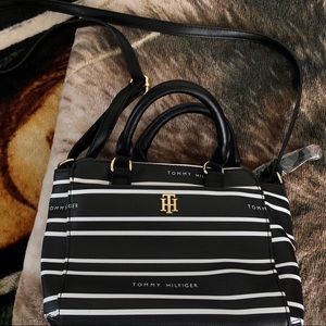 Tommy Hilfiger Purse